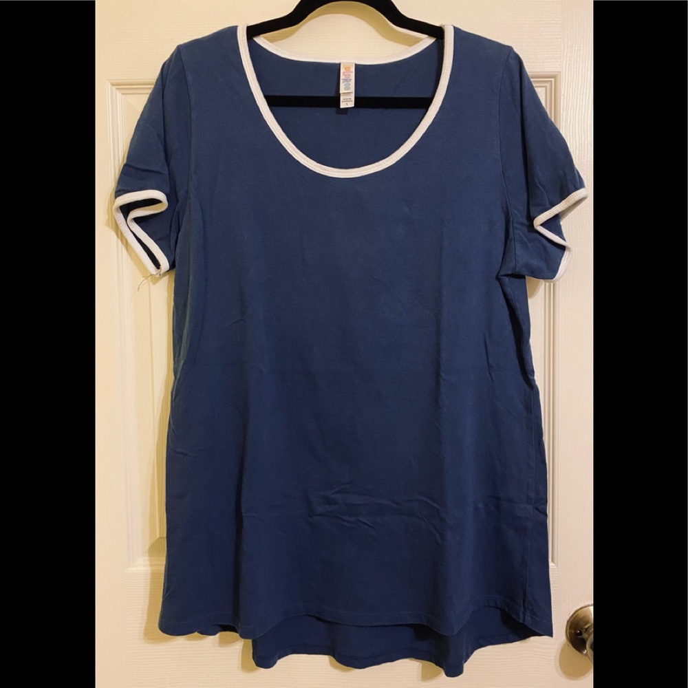 LuLaRoe Classic T
